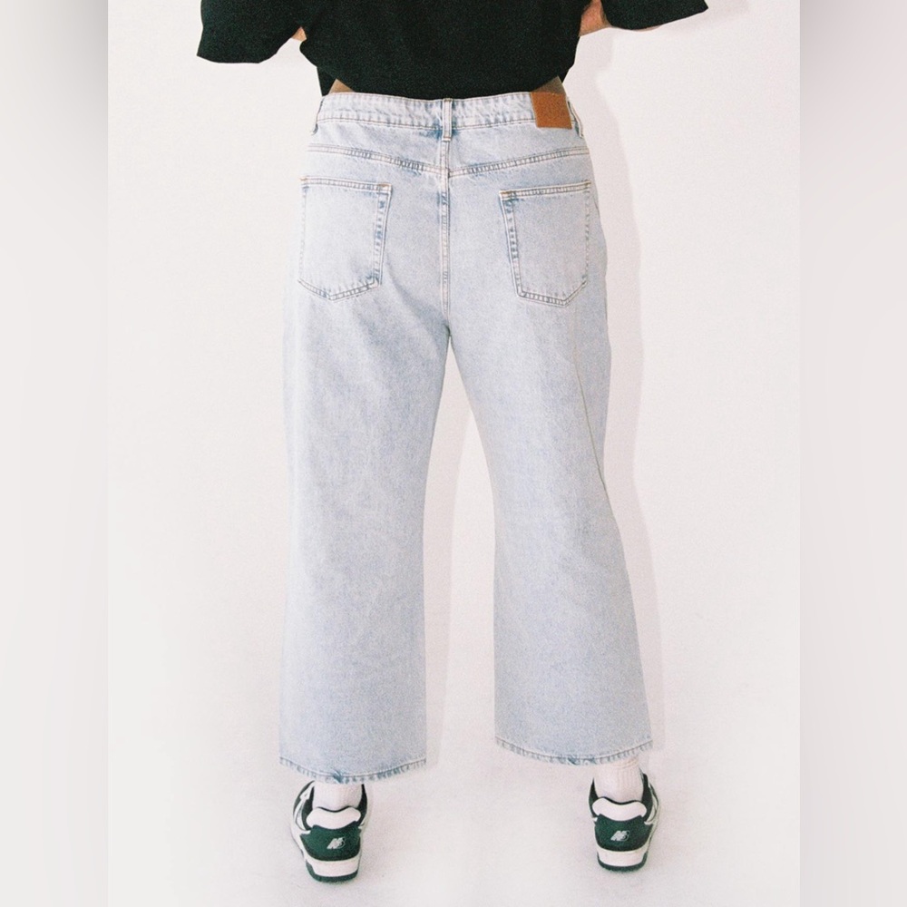 Princess Polly | Light Blue Distressed Mid Rise Mom Jeans - Picture 2 of 6